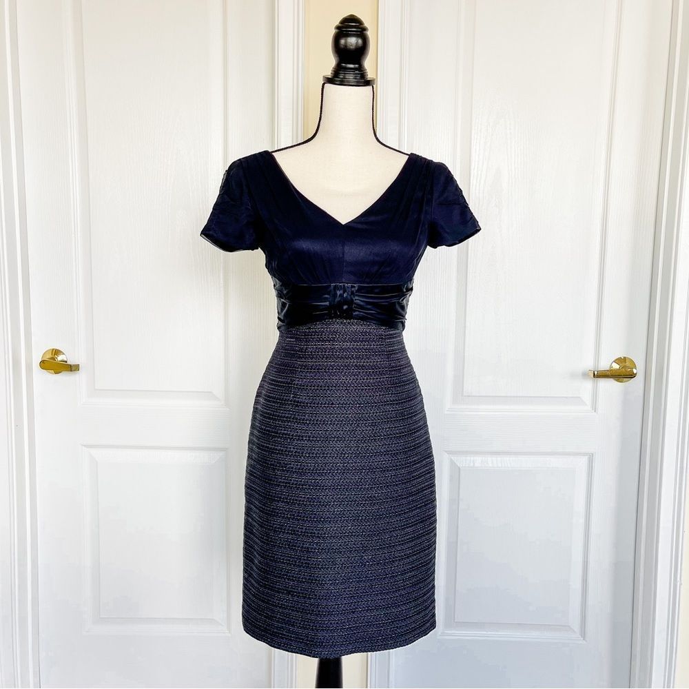 Antonio Melani‎ Size 0 Heart Neck Navy Cocktail Dress with Tweed Pencil Bottom
